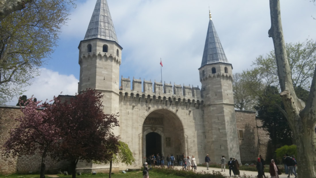 Picture of another view of Topkapi Palace.